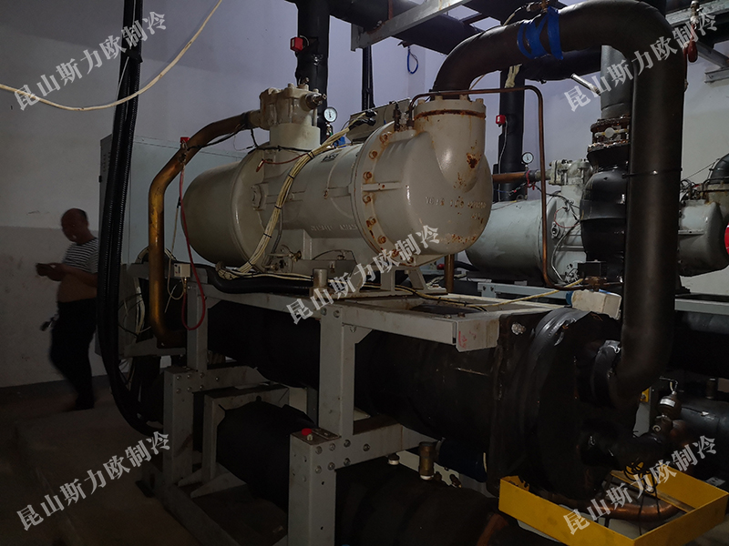 克莱门特水源热泵机组保养，中央空调维保，冷水机组维修，空调配件、维修、安装、销售，主板维修，克莱门特、顿汉布什机组维保，顿汉布什、克莱门特机组配件；