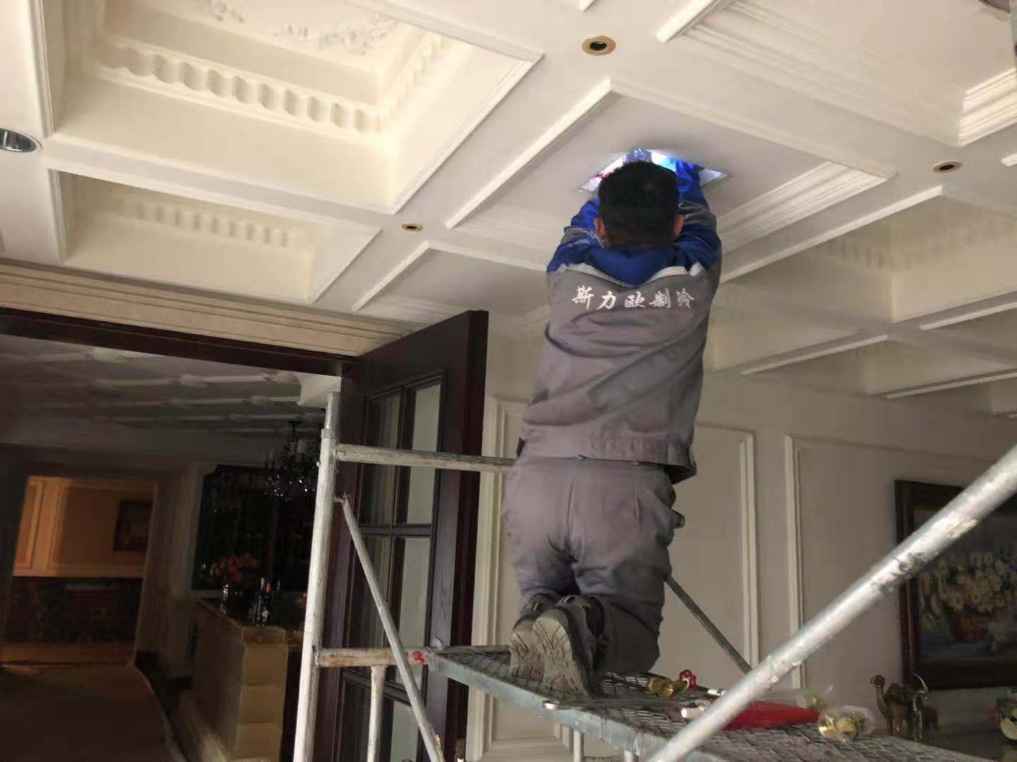 风机盘管维护,中央空调维修保养，PLC主板维修、改造，空调机组维保、螺杆压缩机维修、冷水机组修保，克莱门特机组维保,顿汉布什机组维保，