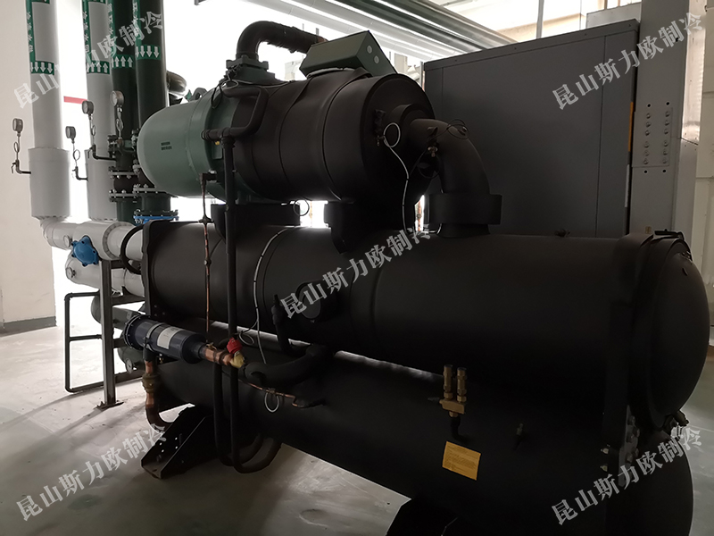 水冷螺杆冷水机组维保