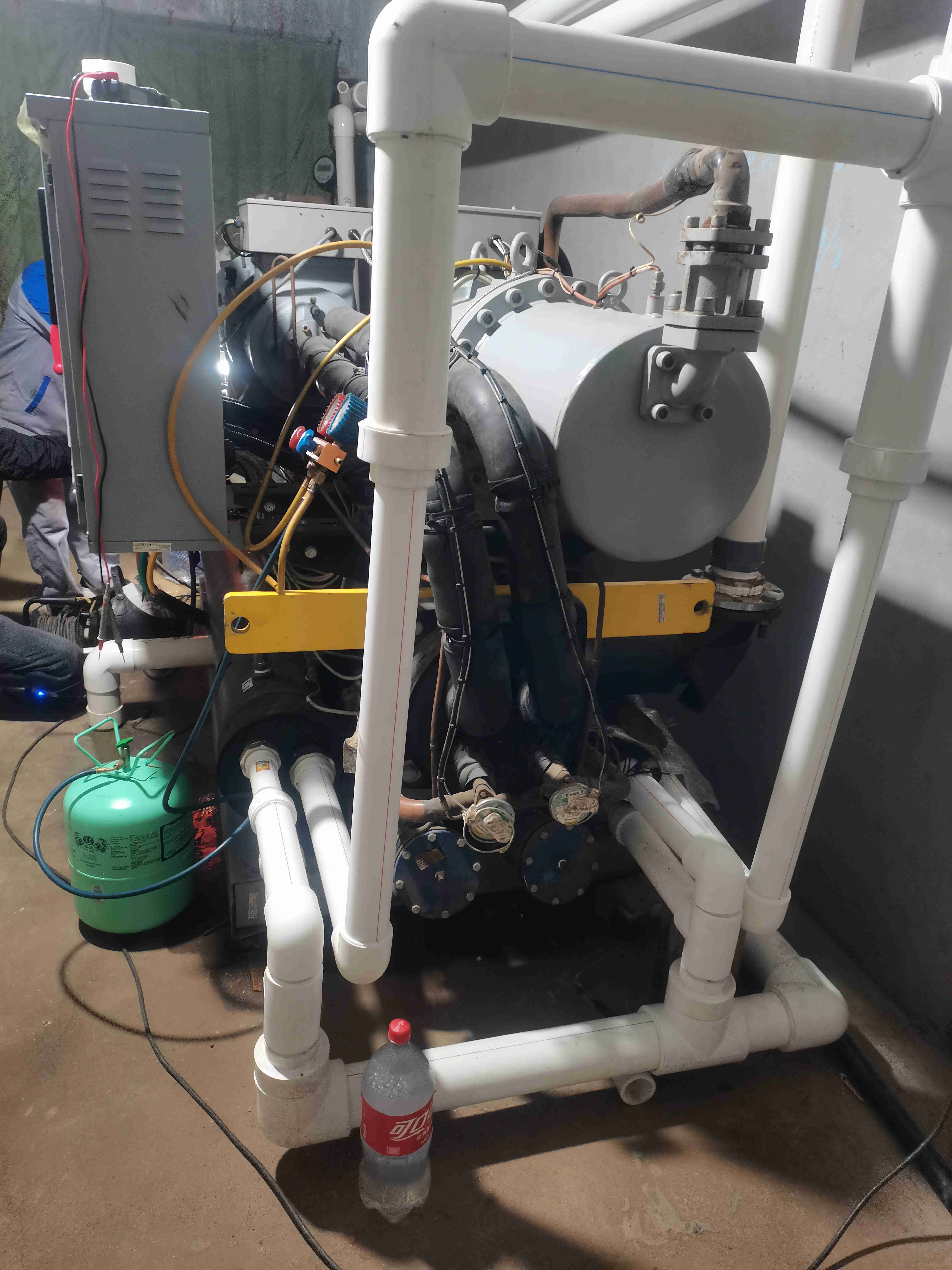 克莱门特和顿汉布什的冷水机组冬季防冻怎么做