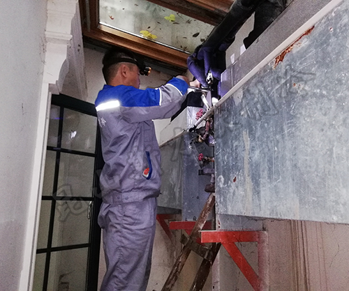 克莱门特中央空提机组故障维修