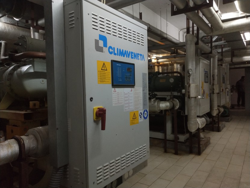 昆山冰水机组维修