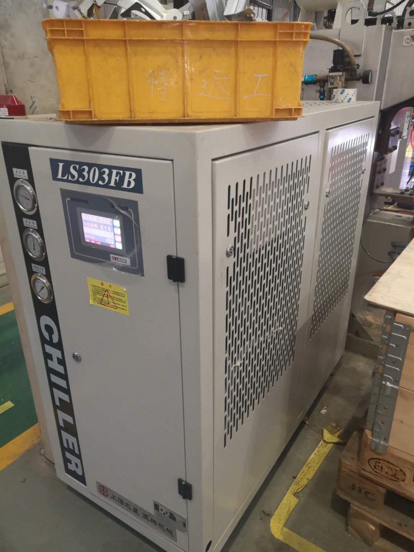 昆山冰水机组维修